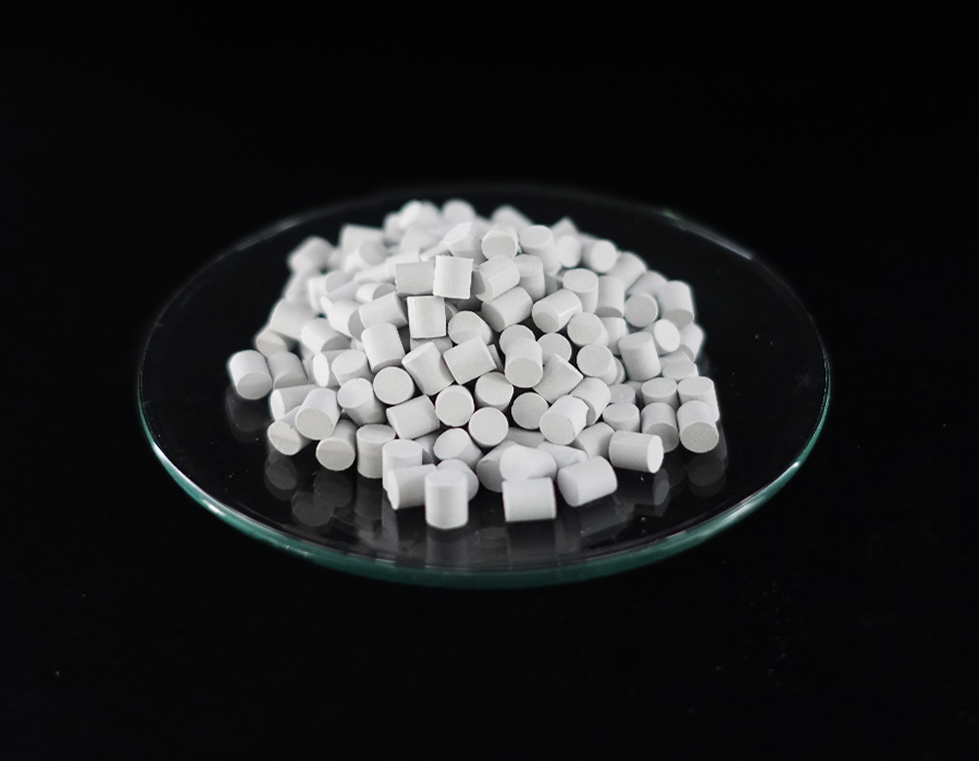 Pellets of Rare Earth Compound