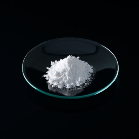 Fine-grained yttrium oxide